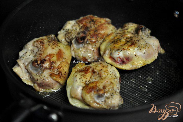 Фото приготовление рецепта: Курица с пастернаком на меду и горчице шаг №1