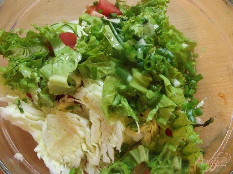Фото приготовление рецепта: Овощной салат с кунжутом шаг №2