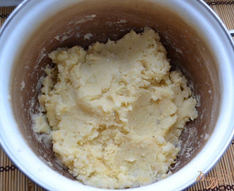 Фото приготовление рецепта: Картофельные зразы с печенью шаг №7