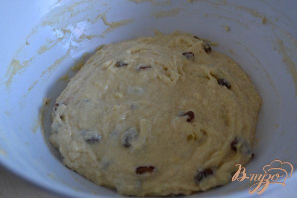 Фото приготовление рецепта: Дрожжевые пончики на йогурте шаг №6