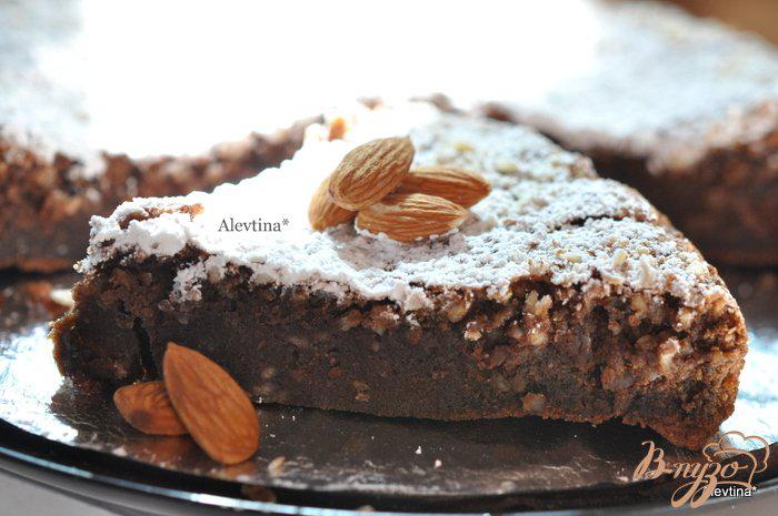 Фото приготовление рецепта: Шоколадный миндальный торт шаг №7