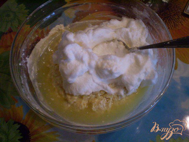 Фото приготовление рецепта: Лимонный пирог шаг №5
