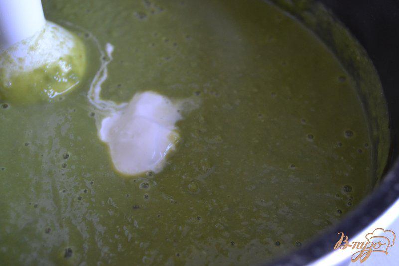 Фото приготовление рецепта: Суп-пюре из горошка с каштанами шаг №5