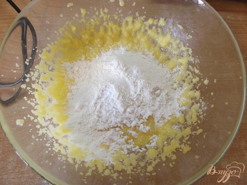 Фото приготовление рецепта: Наполеон на медовых коржах шаг №4