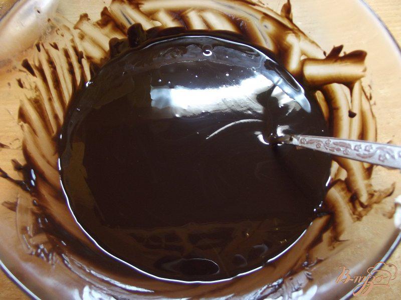 Фото приготовление рецепта: Шоколадные брауни с изюмом шаг №7