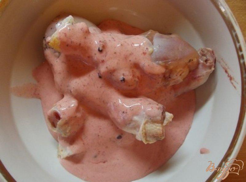 Фото приготовление рецепта: Курица в клубничном маринаде шаг №5