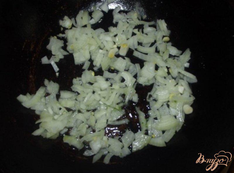 Фото приготовление рецепта: Макароны под соусом из брокколи шаг №3