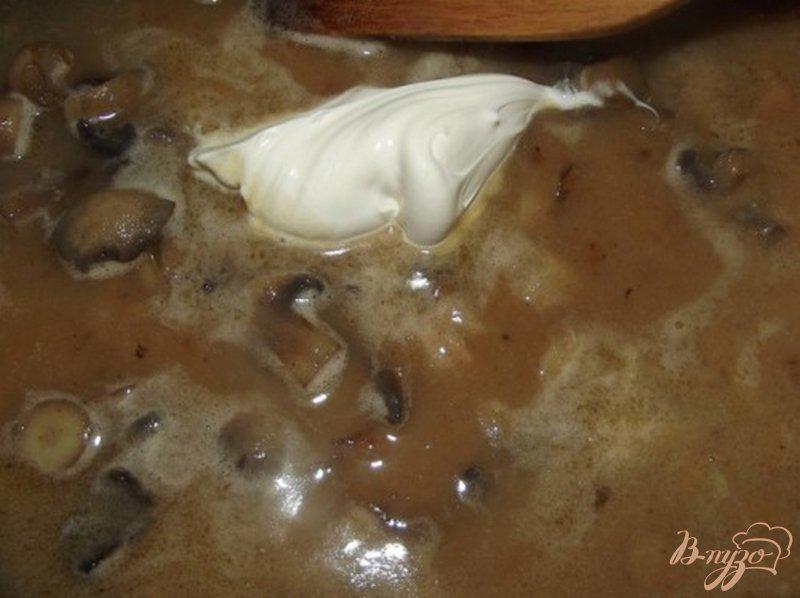Фото приготовление рецепта: Соус грибной шаг №5