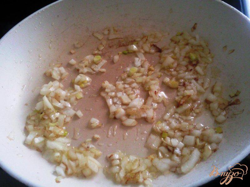Фото приготовление рецепта: Закусочные роллы из кабачков с грибами шаг №2