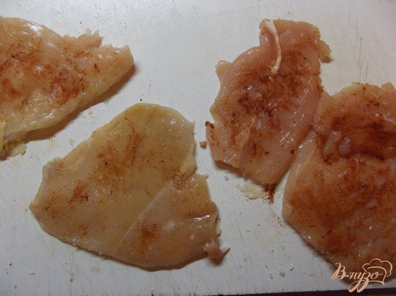 Фото приготовление рецепта: Куриные биточки в маринаде из домашнего майонеза шаг №3