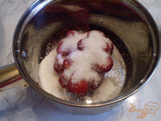 Фото приготовление рецепта: Маффины с маком и сладкой глазурью шаг №2