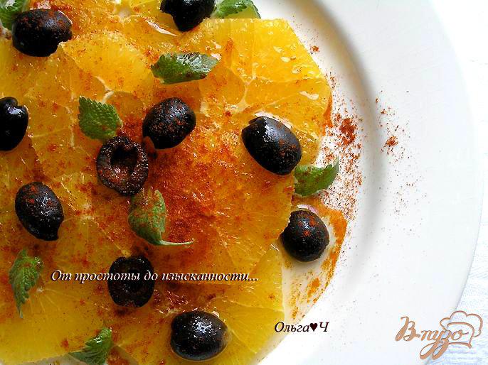 Фото приготовление рецепта: Салат с апельсинами шаг №4