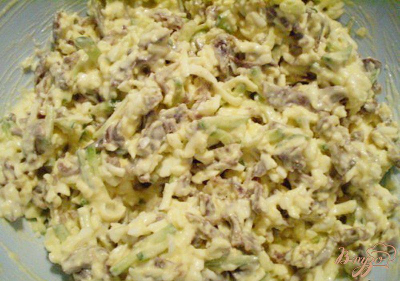 Фото приготовление рецепта: Салат из куриных желудков шаг №3
