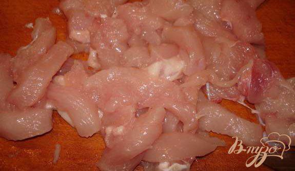 Фото приготовление рецепта: Курица, запеченная с гречневой кашей в духовке шаг №4