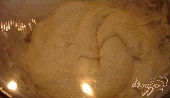 Фото приготовление рецепта: Домашние булочки с заварным кремом Патисьер шаг №4