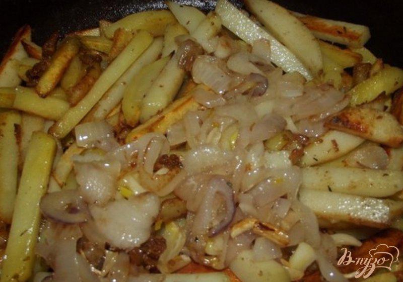Фото приготовление рецепта: Одесский жареный картофель шаг №8