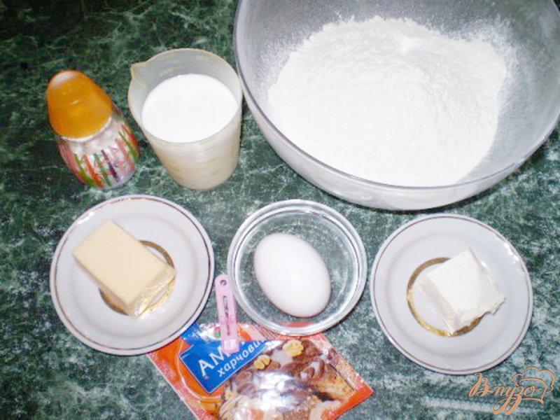 Фото приготовление рецепта: Сырное соленое печенье (вариант 2) шаг №1