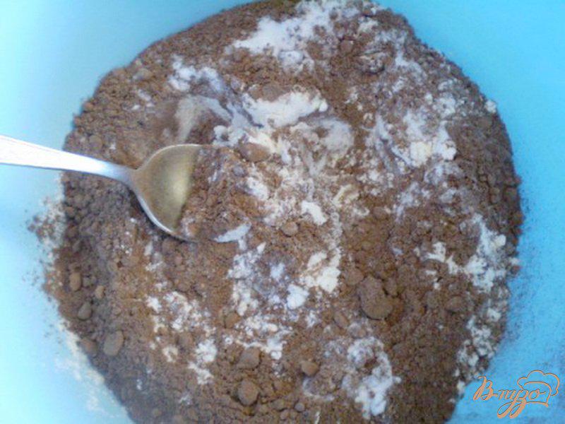 Фото приготовление рецепта: Шоколадные кексы с тыквой шаг №3