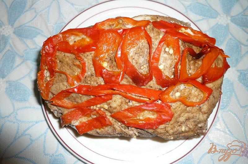 Фото приготовление рецепта: Свинина запеченная с болгарским перцем шаг №8