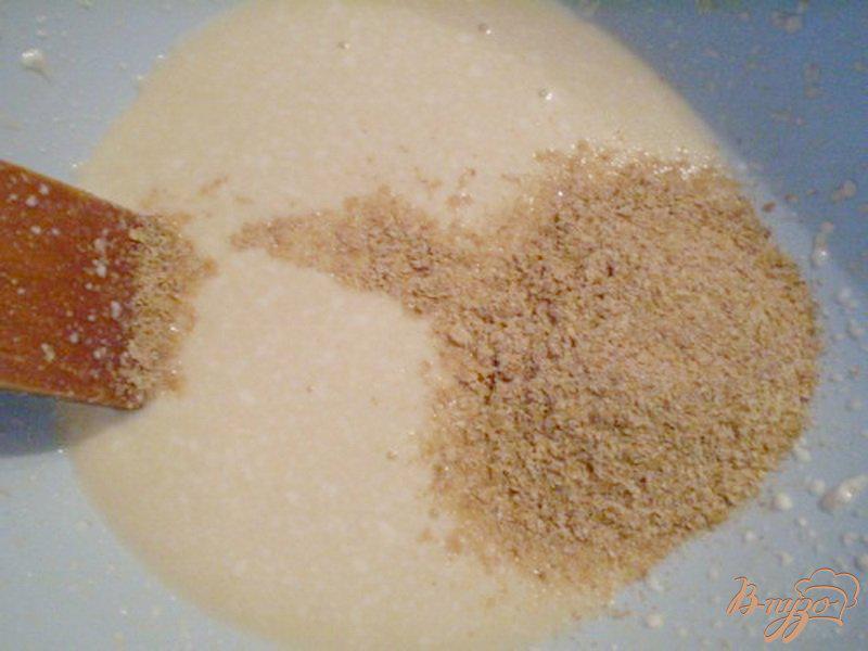 Фото приготовление рецепта: Тыквенный хлеб с отрубями и кунжутом шаг №2