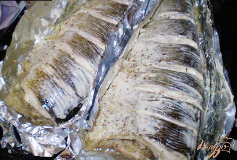 Фото приготовление рецепта: Маринованная рыба запеченная в фольге шаг №3