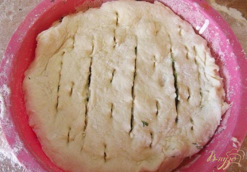 Фото приготовление рецепта: Пирог к обеду с зеленью шаг №9