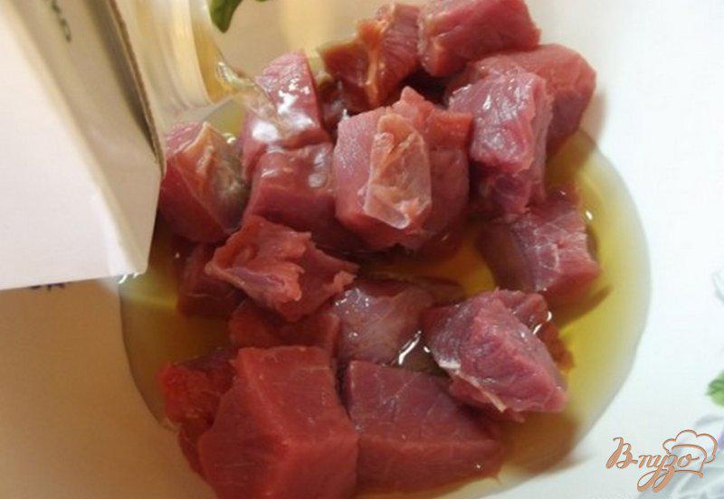 Фото приготовление рецепта: Зпеченные овощи с мясом в виноградном соке шаг №1