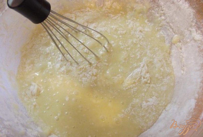 Фото приготовление рецепта: Лимонный пирог шаг №4