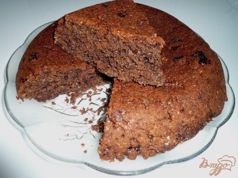 Фото приготовление рецепта: Шоколадно-вишневый пирог шаг №5