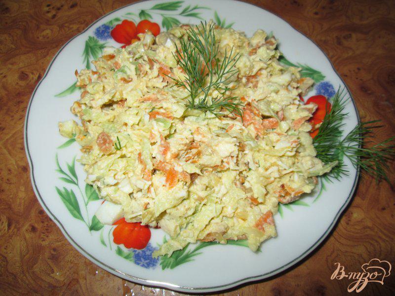 Фото приготовление рецепта: Салат из редьки с курицей шаг №9