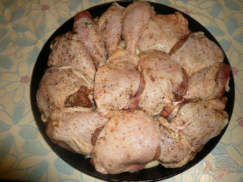 Фото приготовление рецепта: Куриные окорочка запеченные с апельсинами шаг №6