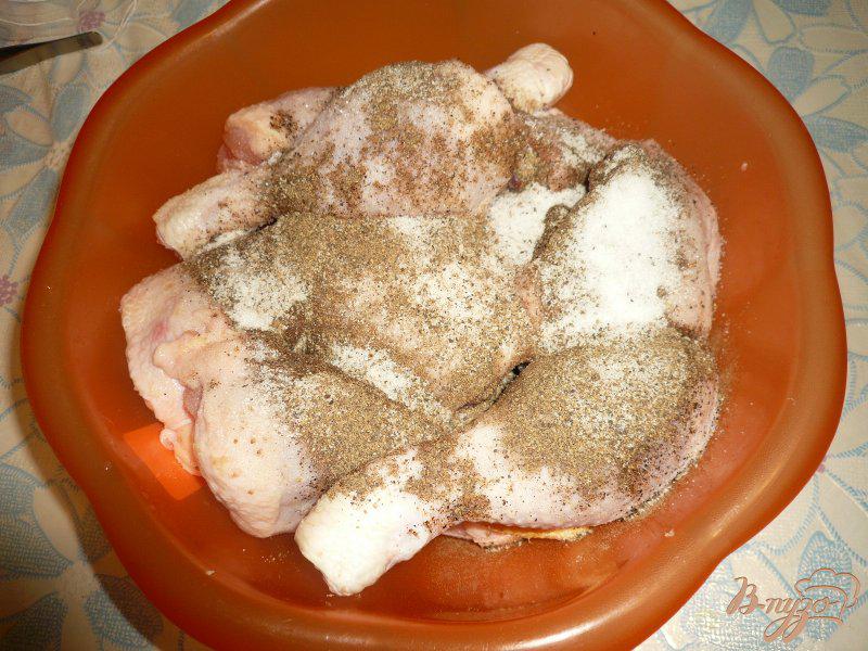Фото приготовление рецепта: Куриные окорочка запеченные с апельсинами шаг №2