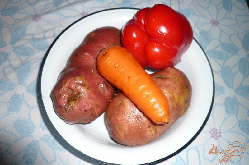 Фото приготовление рецепта: Картофель с рисом тушеный шаг №1