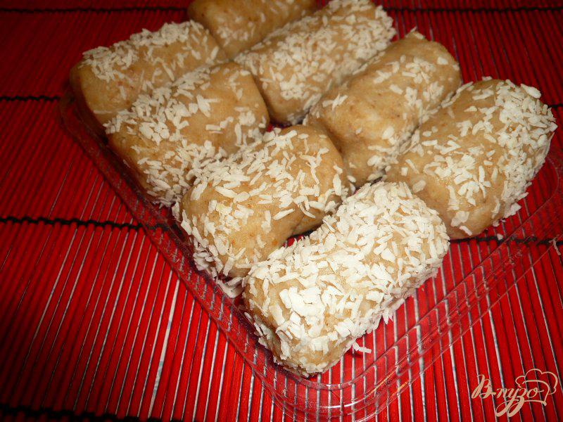Фото приготовление рецепта: Пироженки кокосовые шаг №8