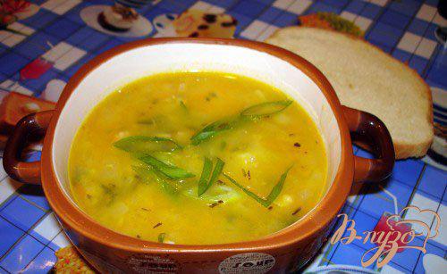 Фото приготовление рецепта: Гороховый суп на курице холодного копчения шаг №5
