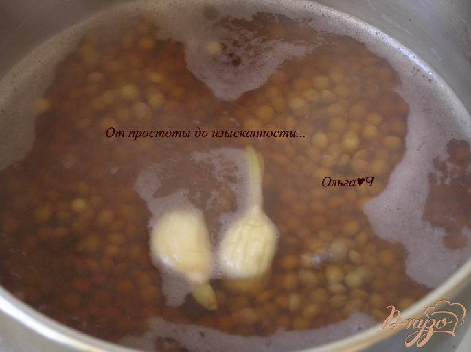 Фото приготовление рецепта: Чечевица, томленная с овощами шаг №1