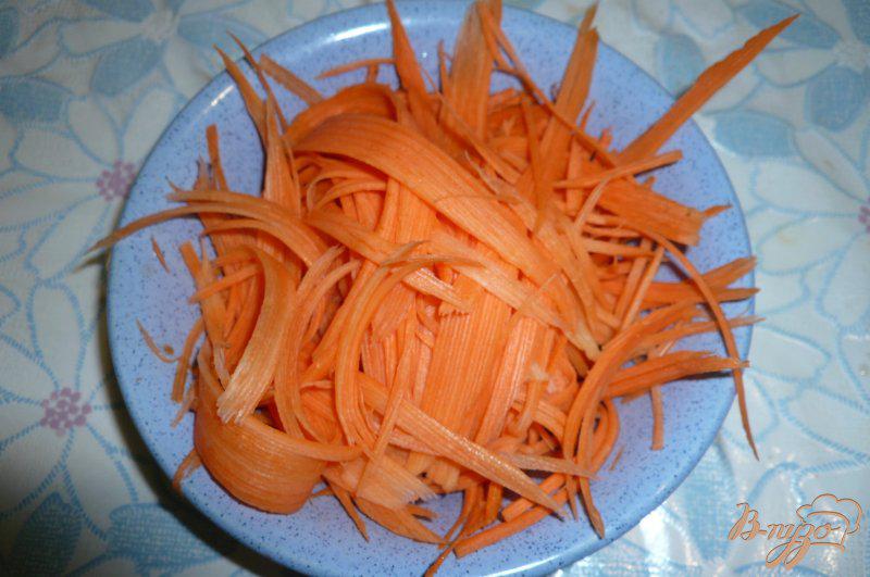 Фото приготовление рецепта: Рагу с морковью и зеленой фасолью шаг №4
