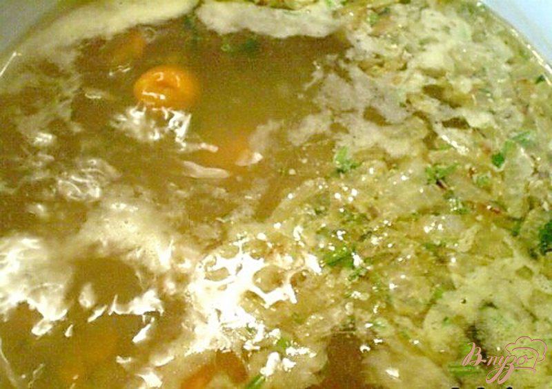 Фото приготовление рецепта: Детский суп с цветочками шаг №6