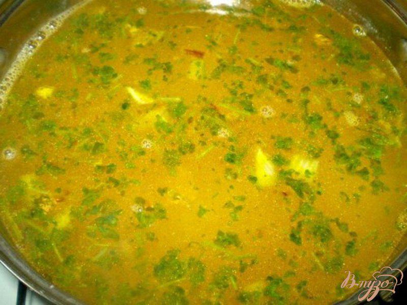 Фото приготовление рецепта: Суп с овсяными пластивцами и вермишелью шаг №4