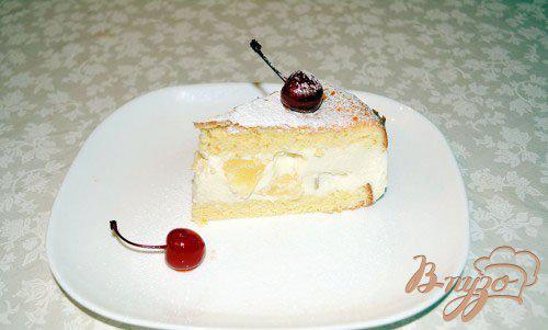 Фото приготовление рецепта: Нежный творожный торт с ананасами шаг №9