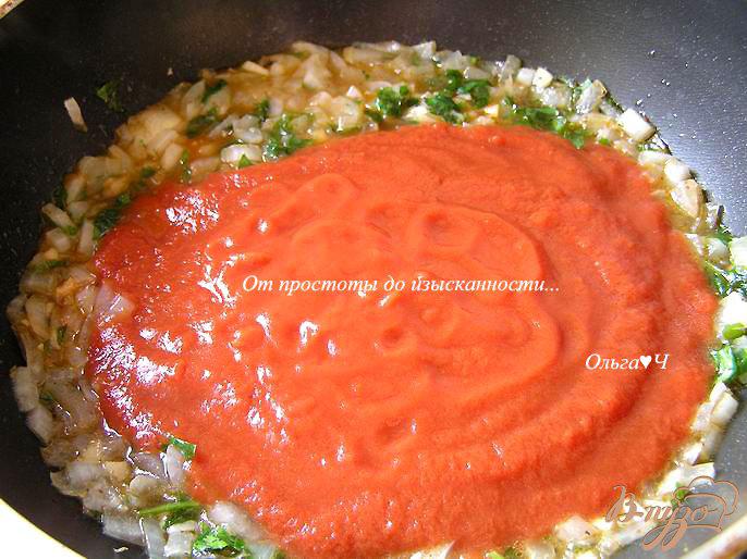 Фото приготовление рецепта: Мясные шарики с травами в томатном соусе шаг №6