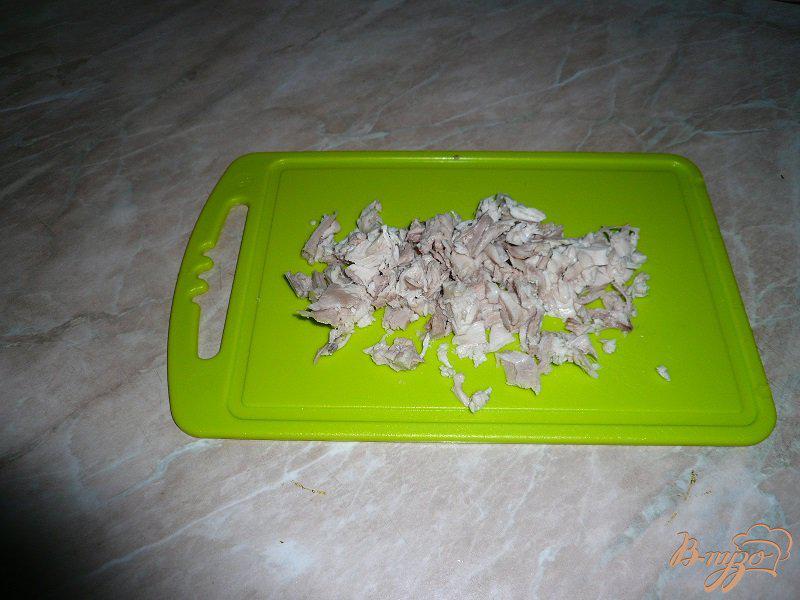 Фото приготовление рецепта: Омлет-ролл с куриным мясом шаг №1