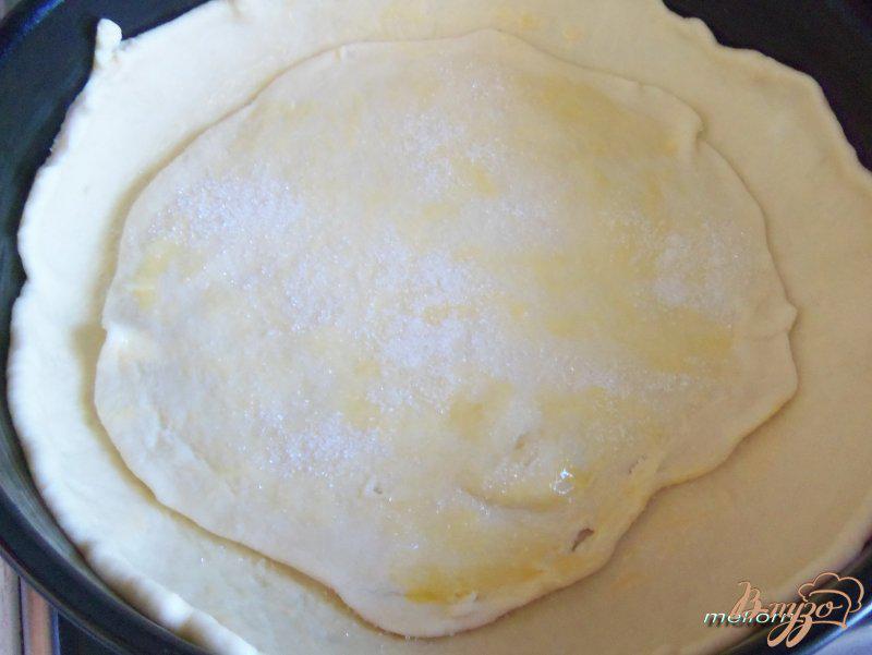 Фото приготовление рецепта: Катлы-паштет (слоеный пирог) с джемом шаг №6