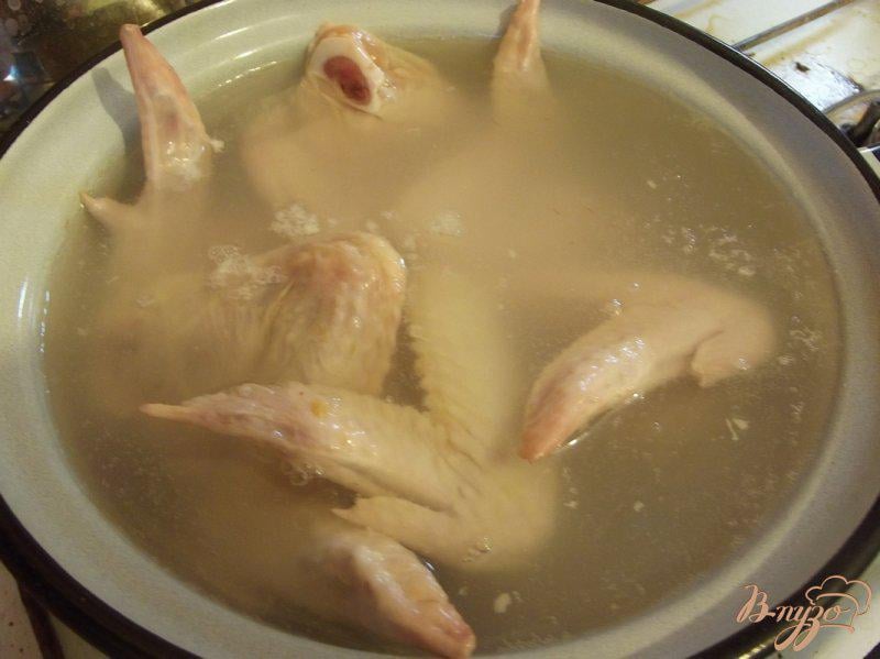 Фото приготовление рецепта: Наггетсы из куриных крыльев шаг №1