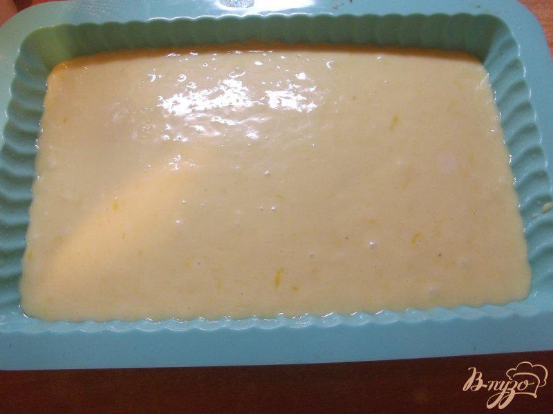 Фото приготовление рецепта: Лимонный пирог к чаю шаг №7