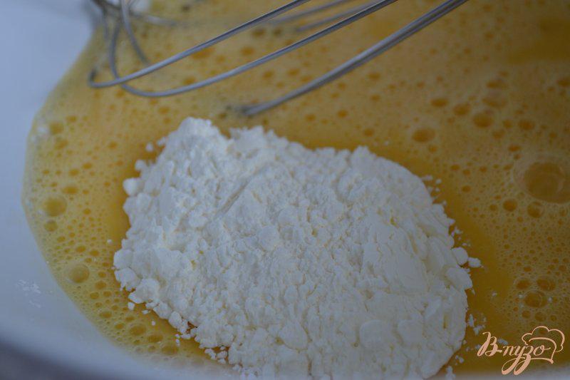 Фото приготовление рецепта: Открытый пирог с фасолью в томатном соусе шаг №1