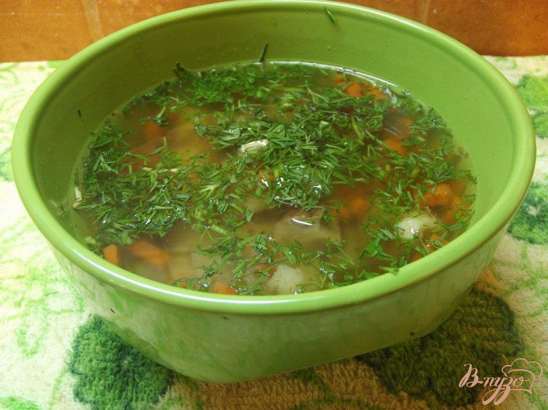 Фото приготовление рецепта: Суп с белыми грибами и овощами шаг №6