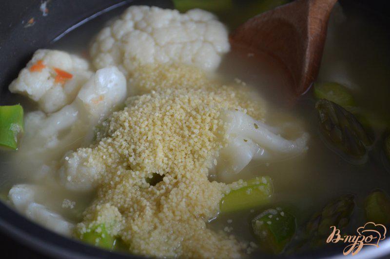 Фото приготовление рецепта: Крем-суп с зеленой спаржей шаг №2