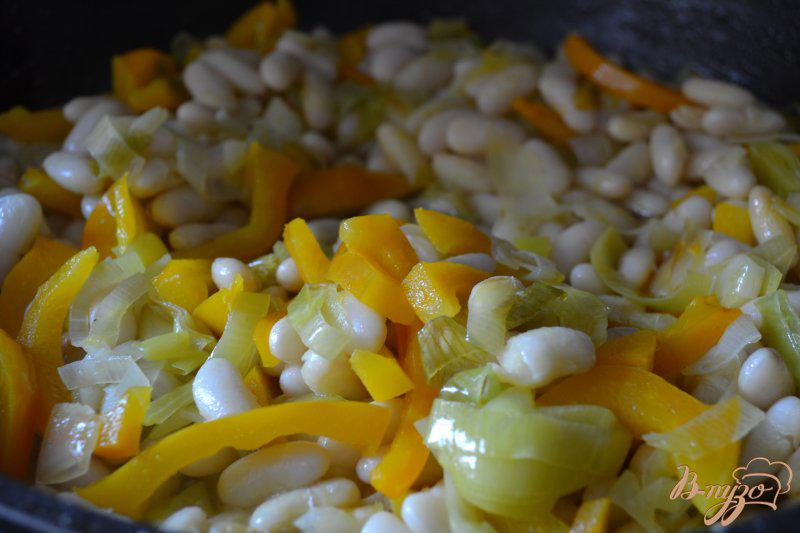 Фото приготовление рецепта: Овощное рагу с копчеными сосисками шаг №3