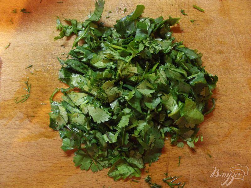 Фото приготовление рецепта: Мятный салат с крапивой шаг №2